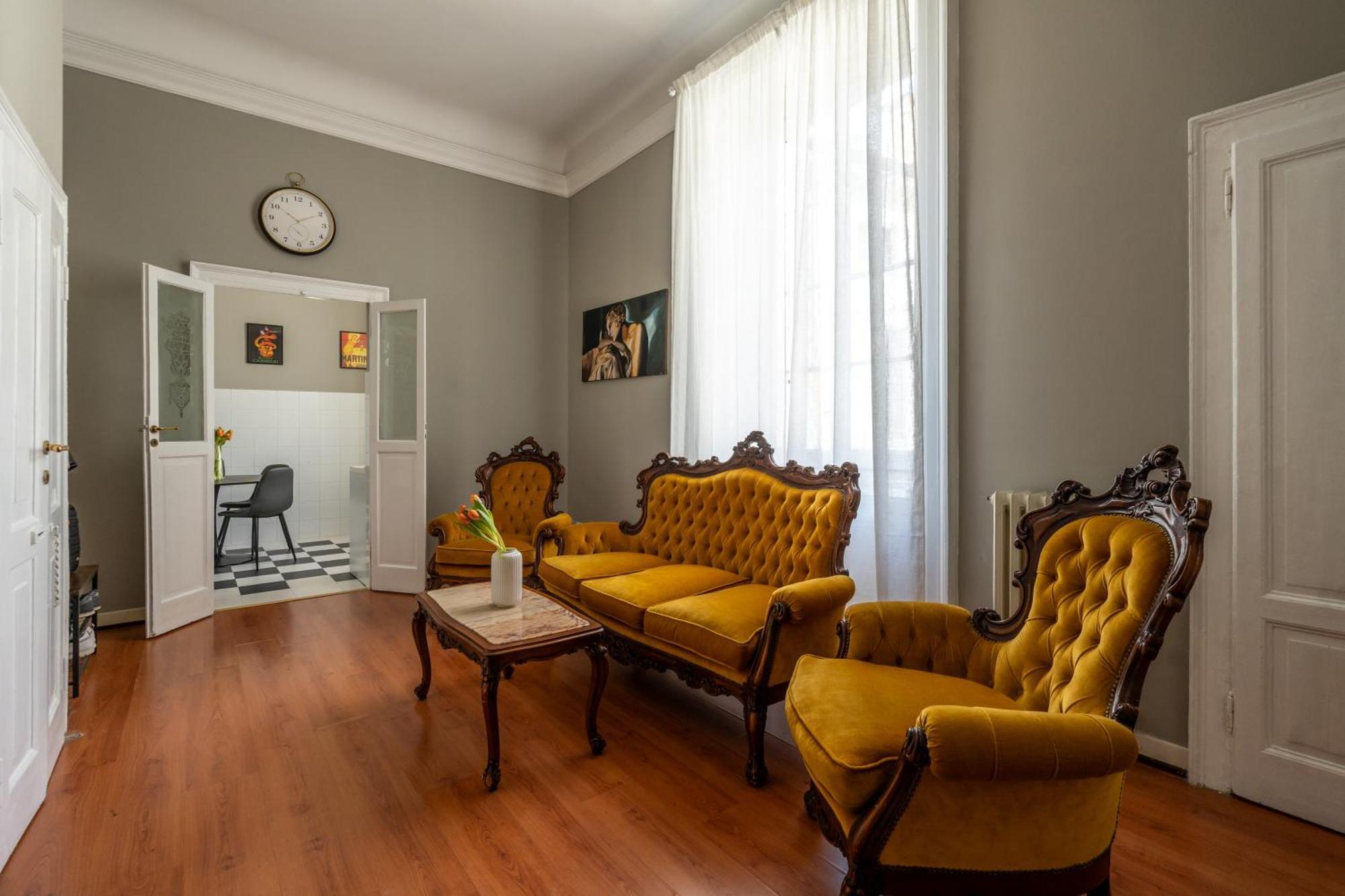 Nerino House, Elegante E Tranquillo Appartamento A 5 Minuti Dal Duomo Μιλάνο Εξωτερικό φωτογραφία
