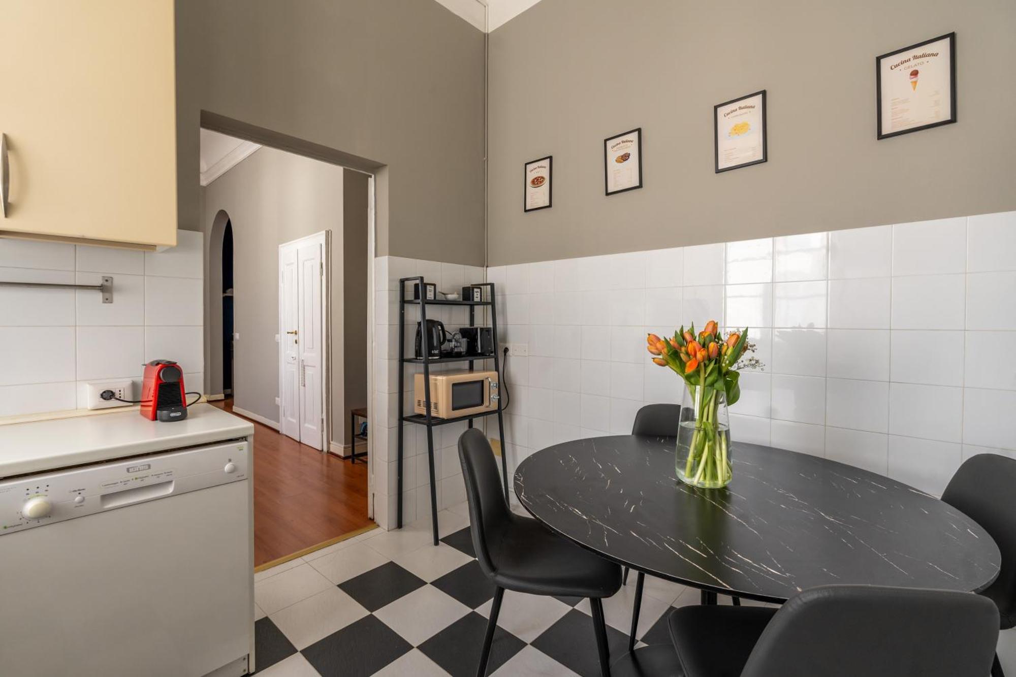 Nerino House, Elegante E Tranquillo Appartamento A 5 Minuti Dal Duomo Μιλάνο Εξωτερικό φωτογραφία